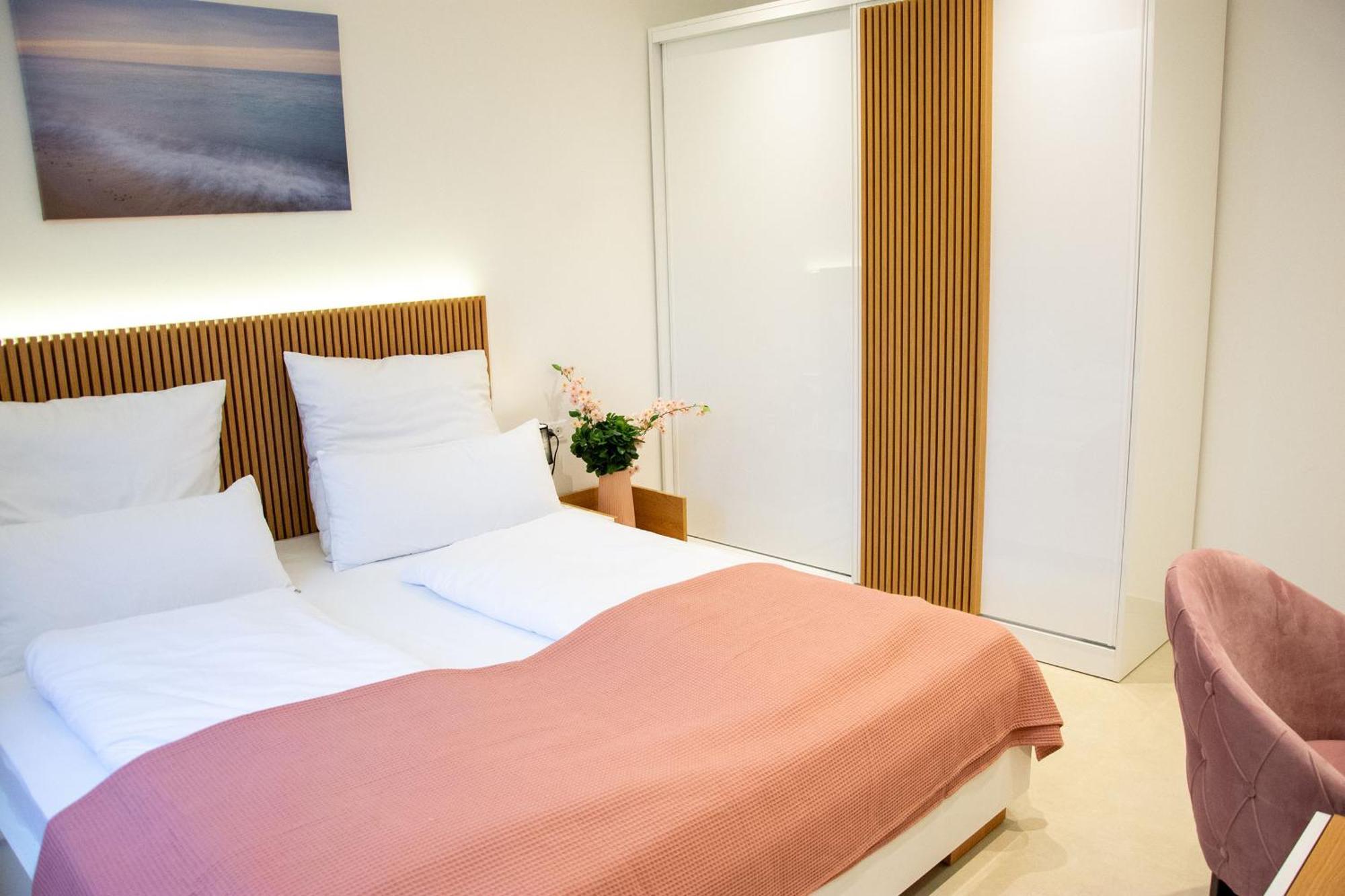 لوكفا روجوزنيكا Joell Apartments المظهر الخارجي الصورة