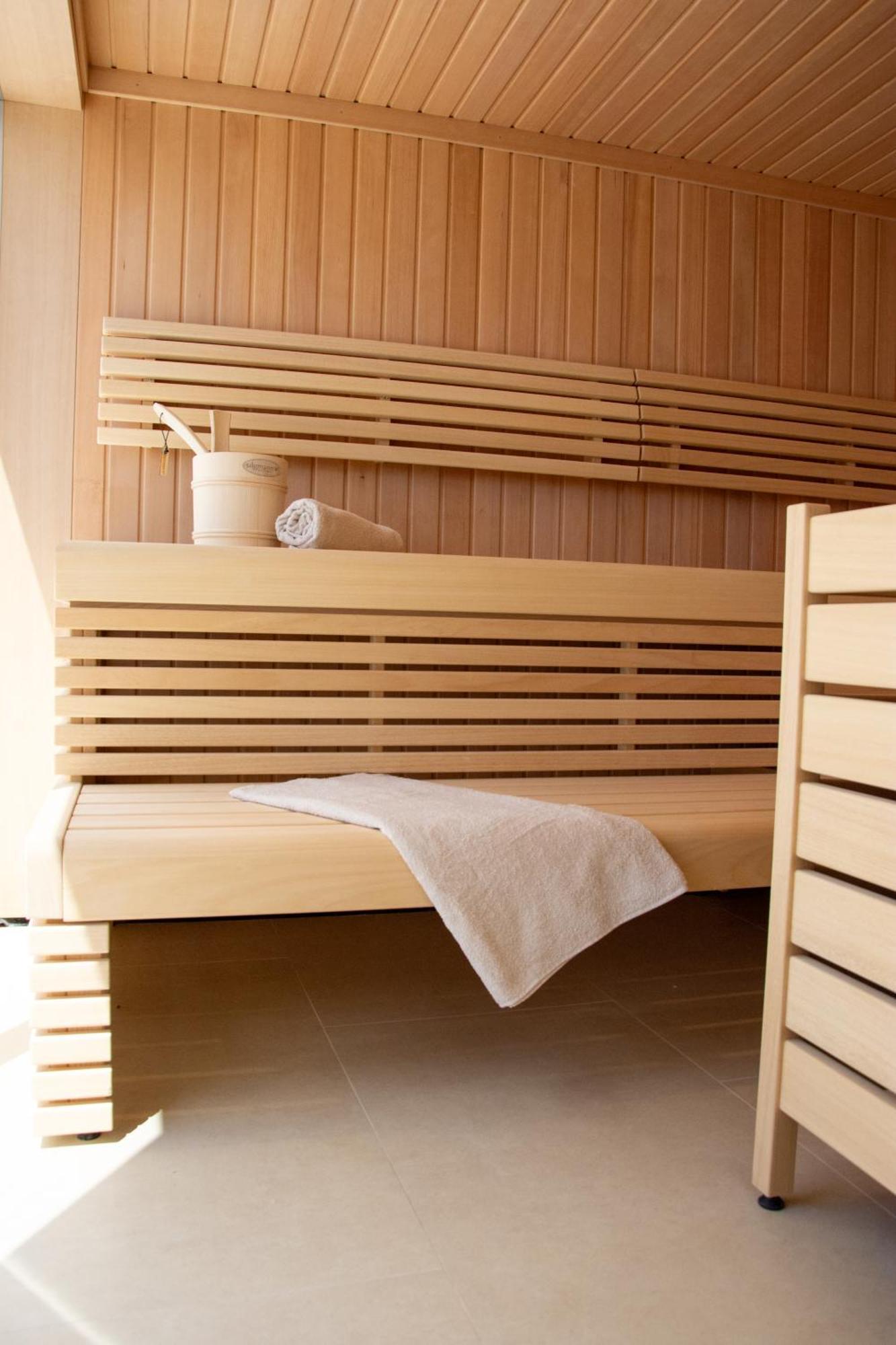 لوكفا روجوزنيكا Joell Apartments المظهر الخارجي الصورة