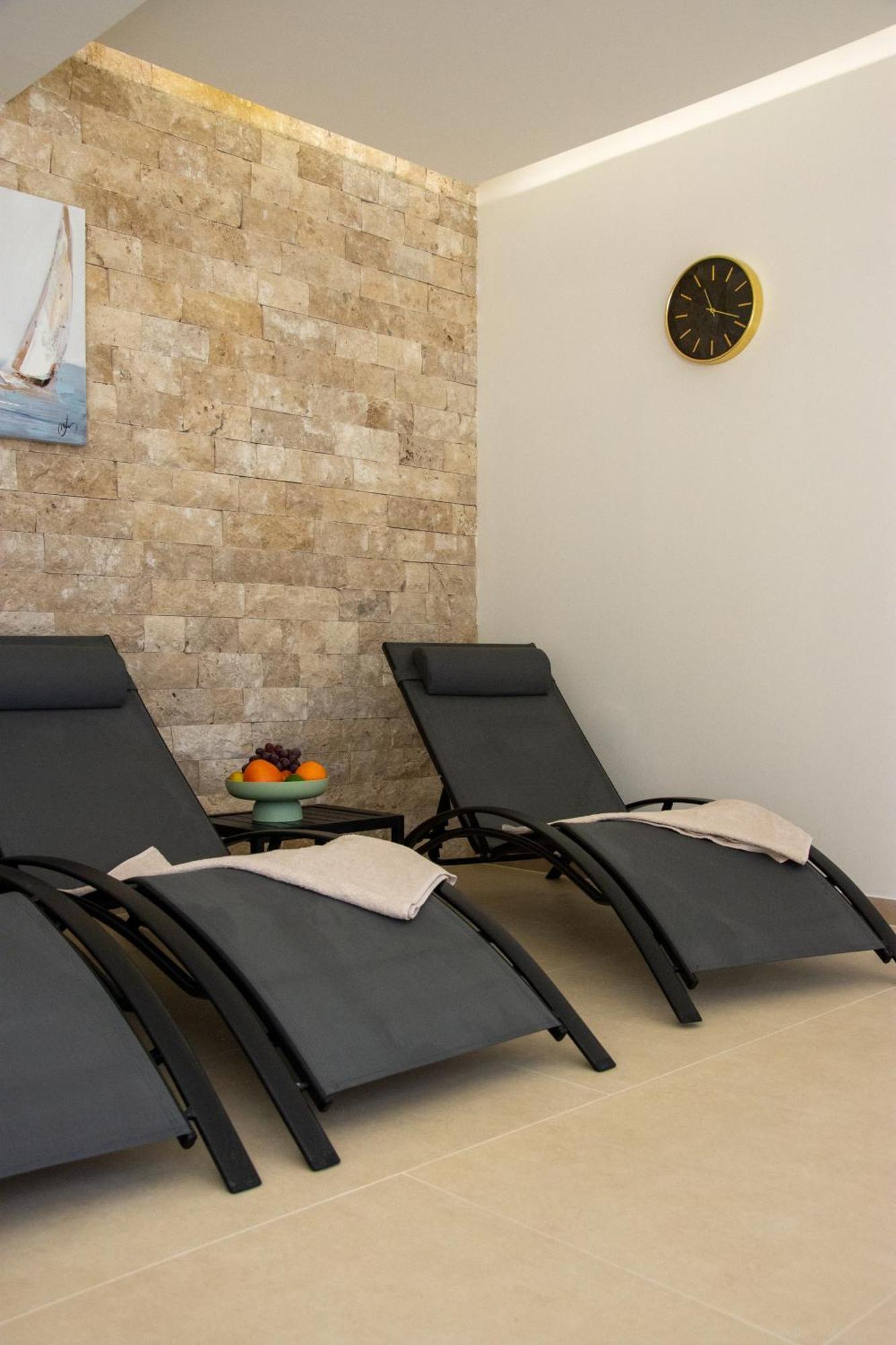 لوكفا روجوزنيكا Joell Apartments المظهر الخارجي الصورة